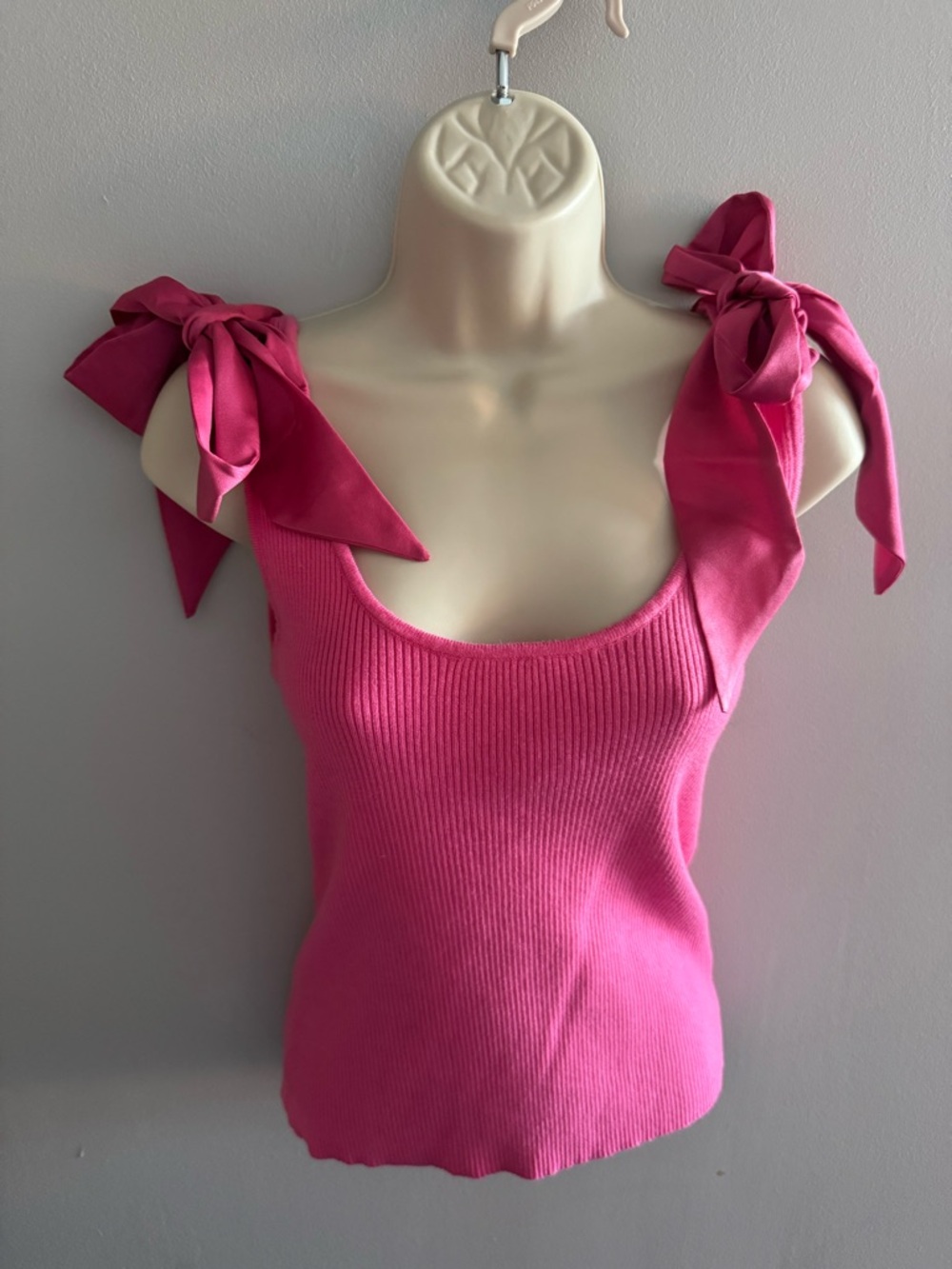 Hem & Thread Pink Tie-Shoulder Ribbed Tank Top